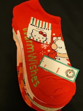 Hello Kitty Red and Green Holiday Women's No Show Socks